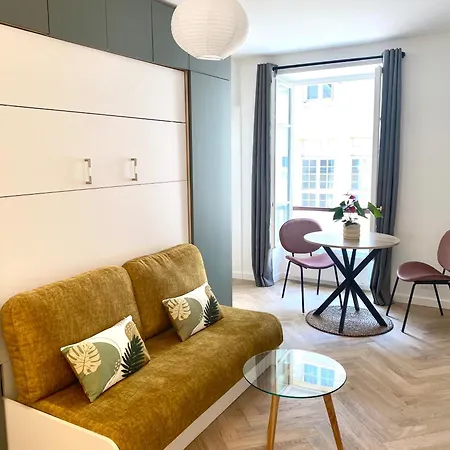 Brand New Apartment - Rue Cler Paris Exterior photo